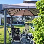 Awesome Home In Nowe Warpno With Sauna Prázdninový dům *