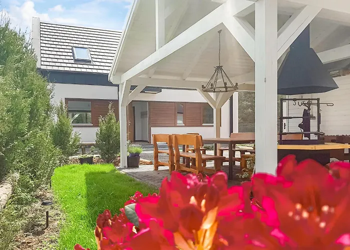 Semesterbostad Awesome In With Wifi Nowe Warpno